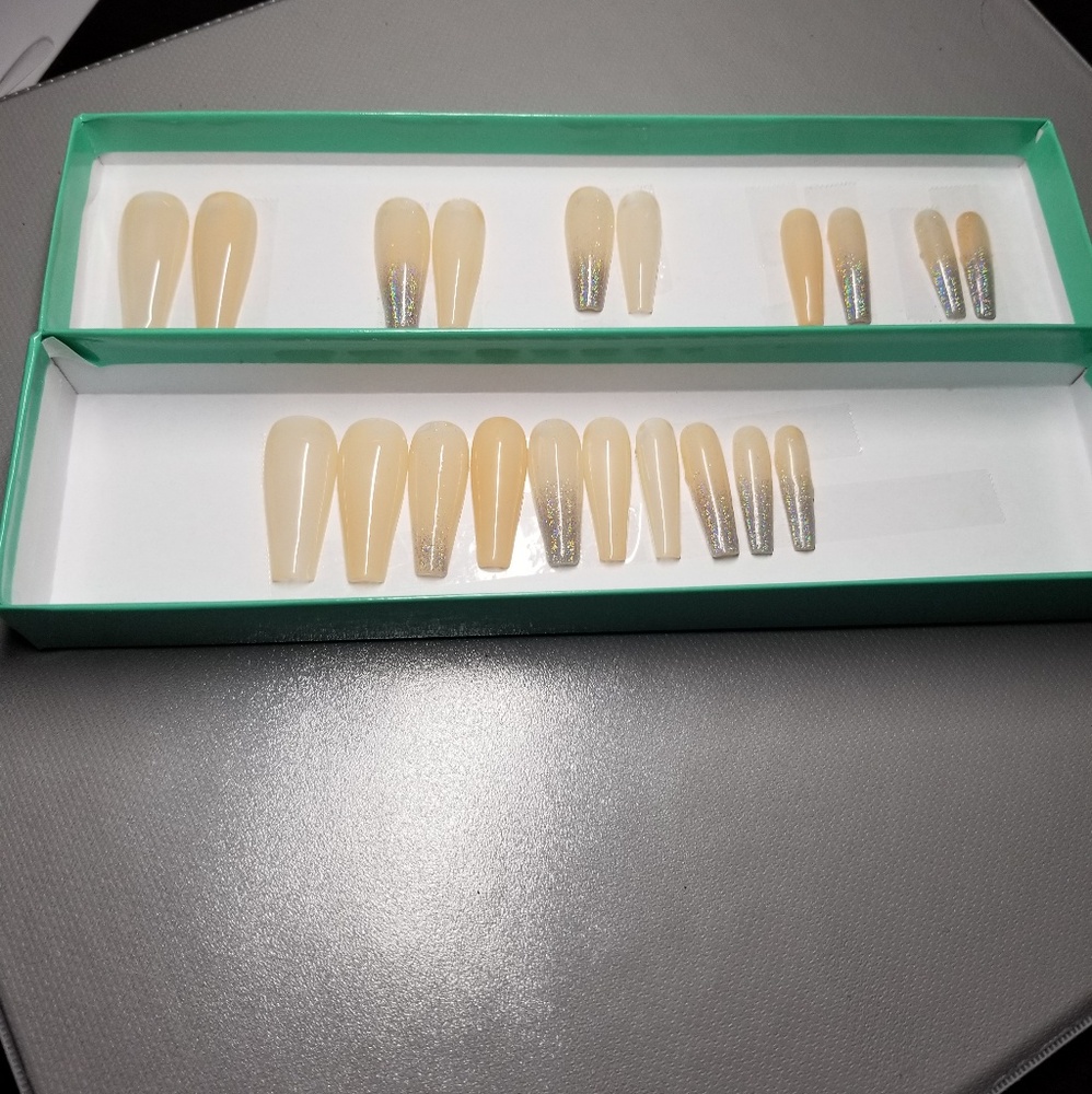 20 pc. Press on nails
